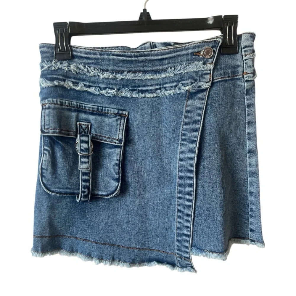 RTA Denim Faux Wrap Mini Skirt Cargo Pocket Frayed Hem Blue Size Small NWT